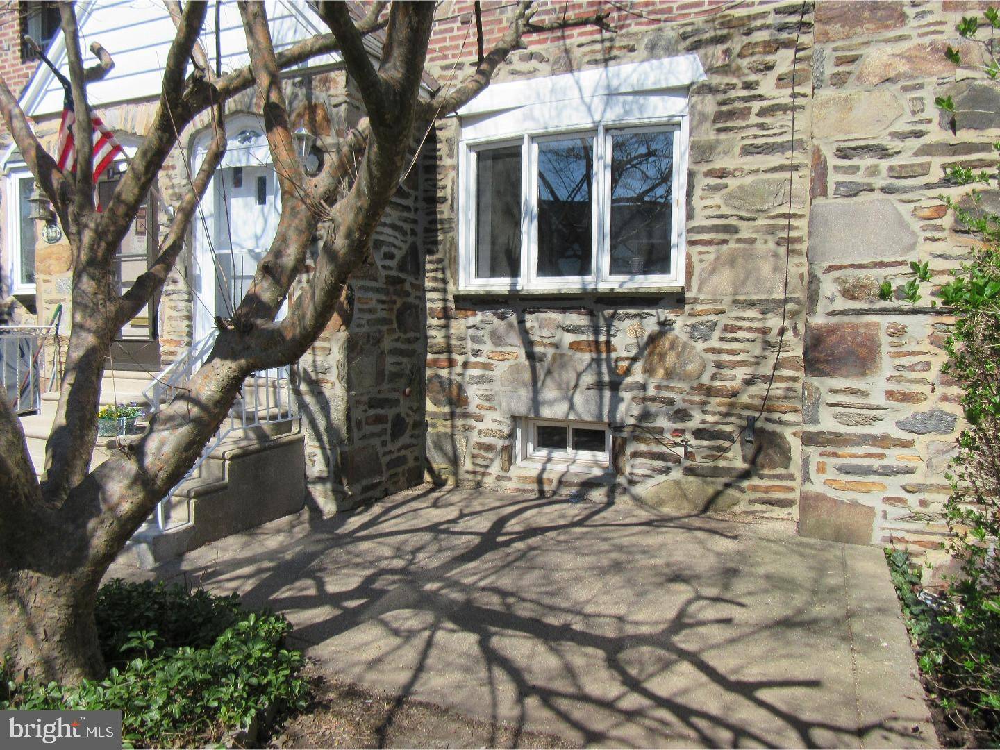 Drexel Hill, PA 19026,2431 CEDAR LN