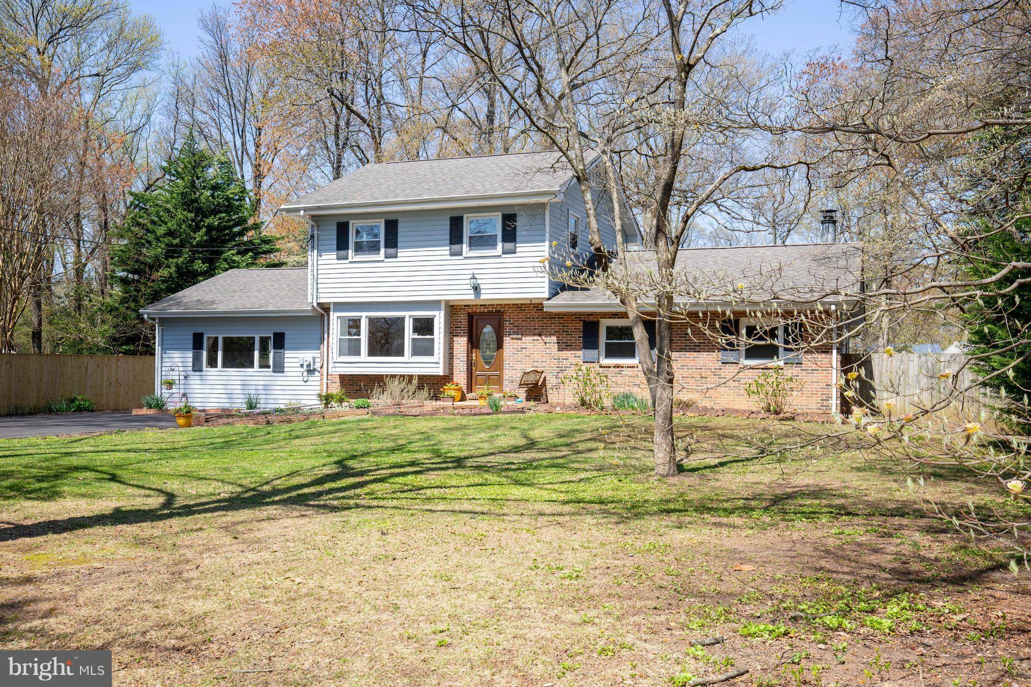 Severna Park, MD 21146,762 DIVIDING RD