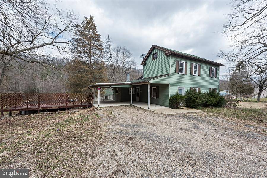 New Bloomfield, PA 17068,988 CLOUSER HOLLOW RD