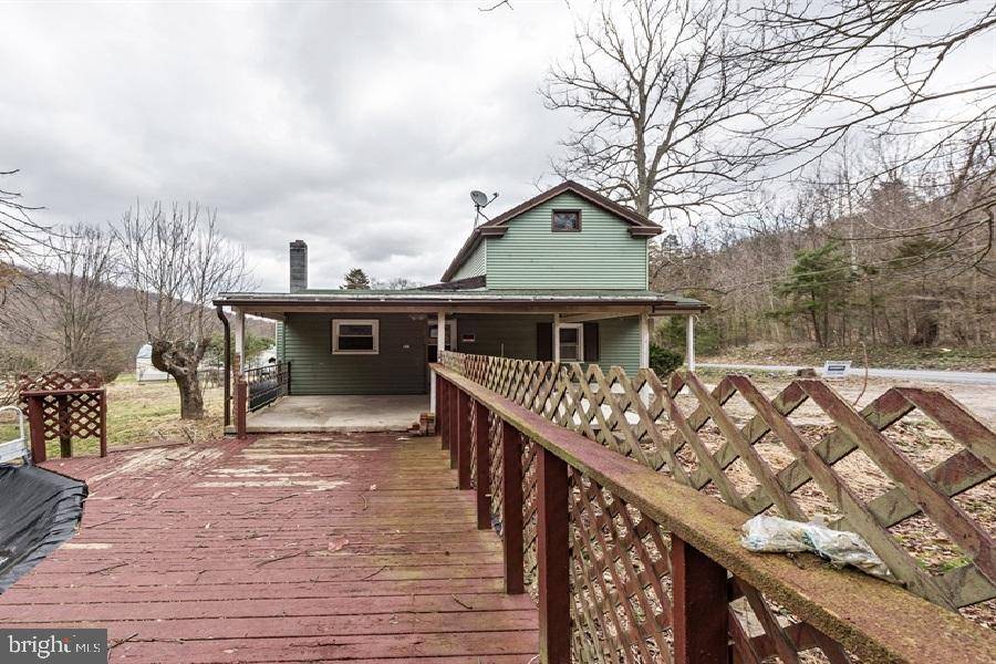 New Bloomfield, PA 17068,988 CLOUSER HOLLOW RD