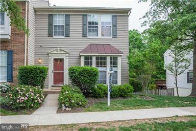 Centreville, VA 20121,6875 RIDGE WATER CT