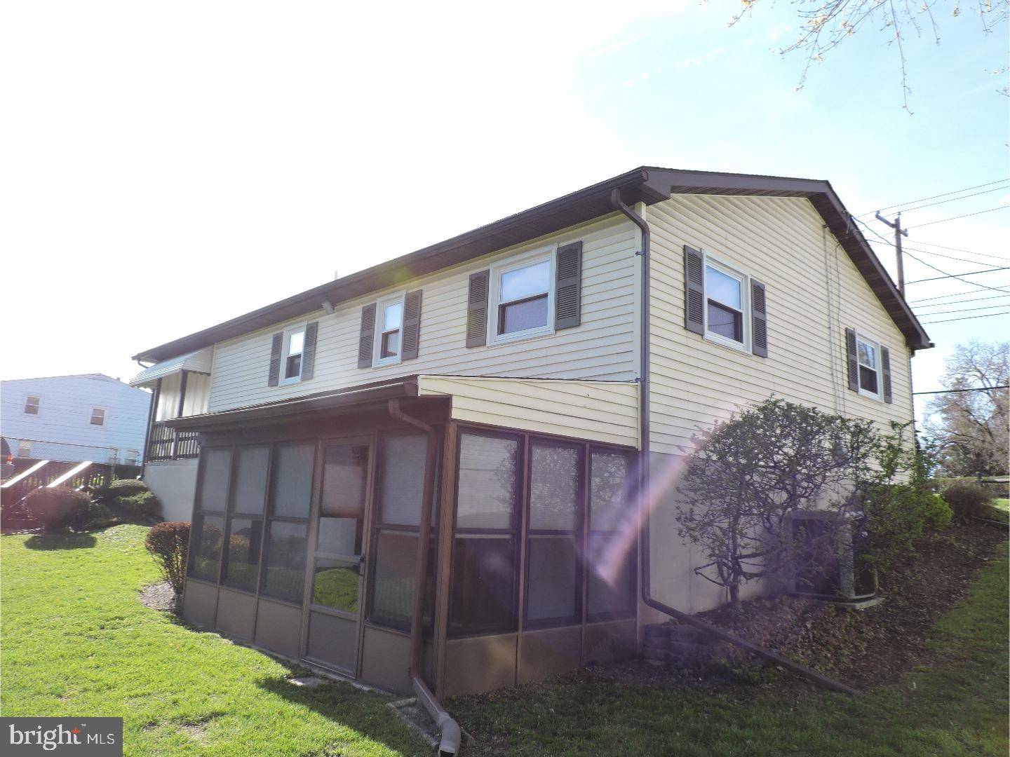 Laureldale, PA 19605,1620 ELIZABETH AVE