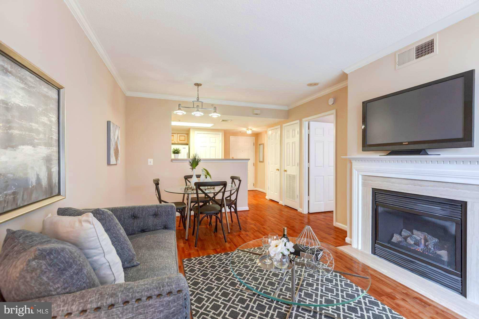 Arlington, VA 22203,3830 9TH ST N #205W