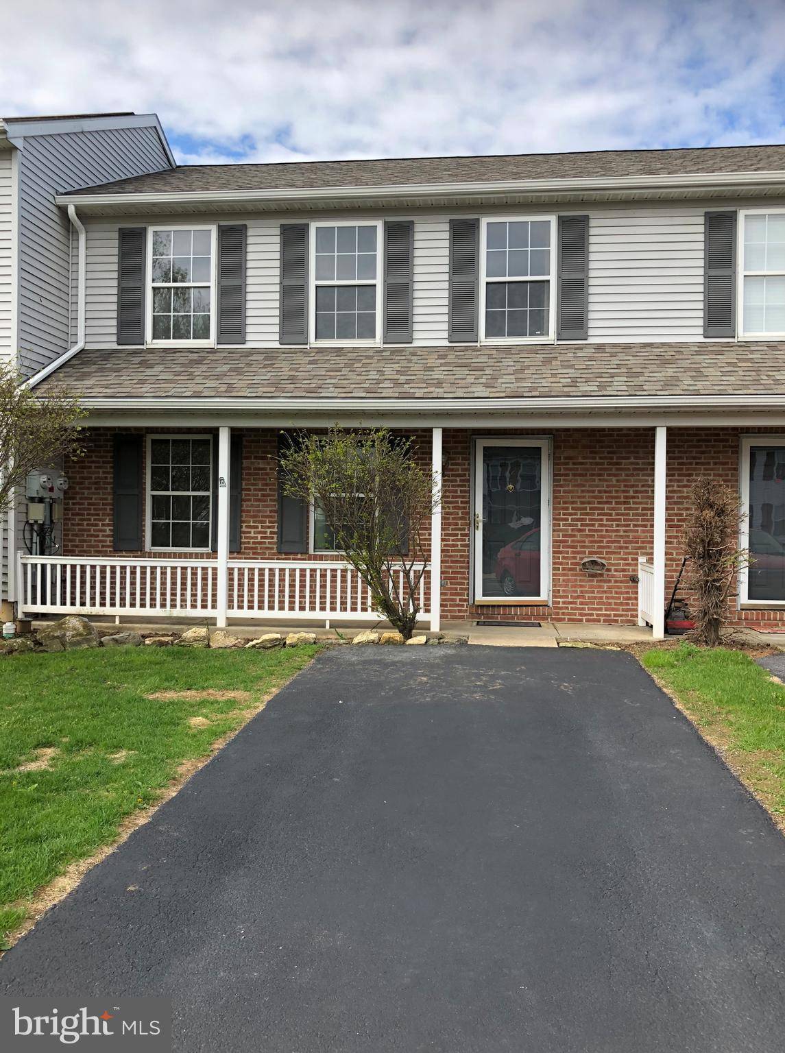 Marietta, PA 17547,12 HAMPSHIRE CT