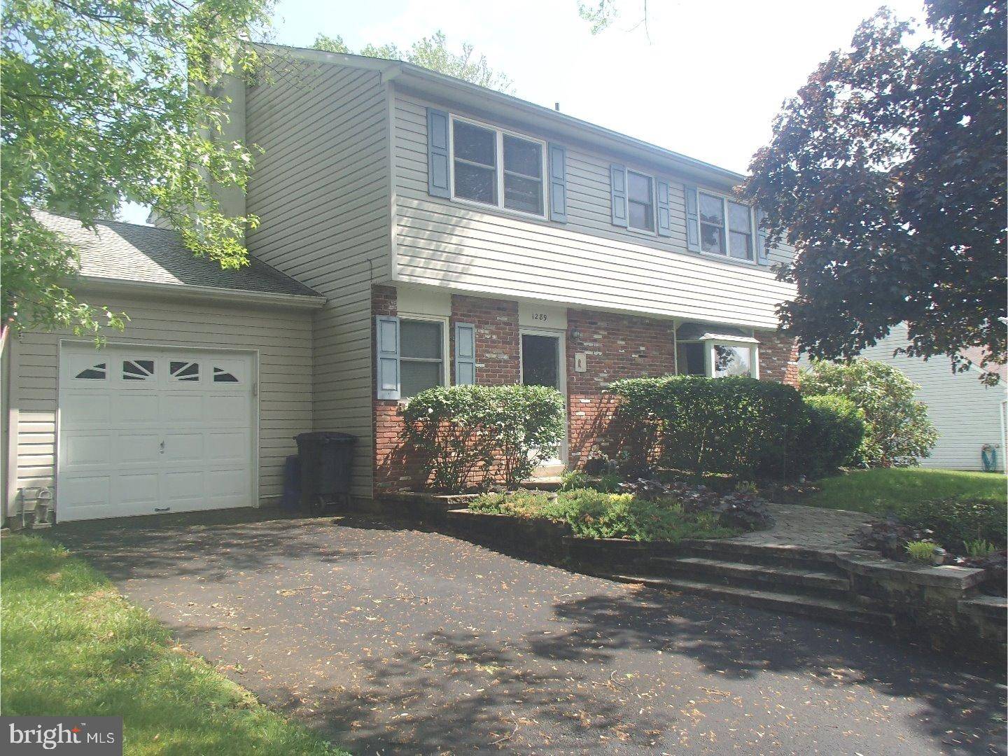 Warminster, PA 18974,1289 MANOR DR