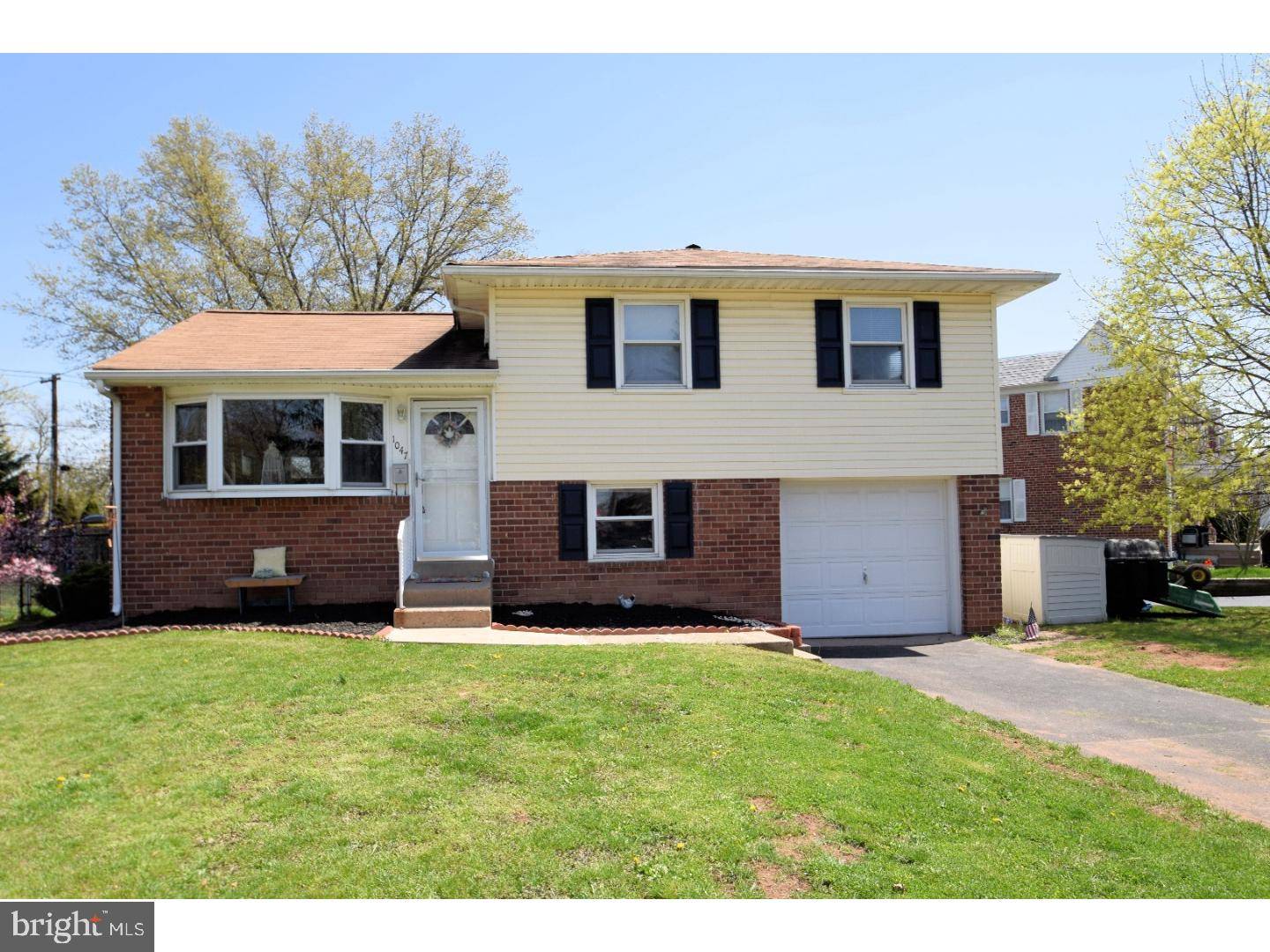 Lansdale, PA 19446,1047 POPLAR ST