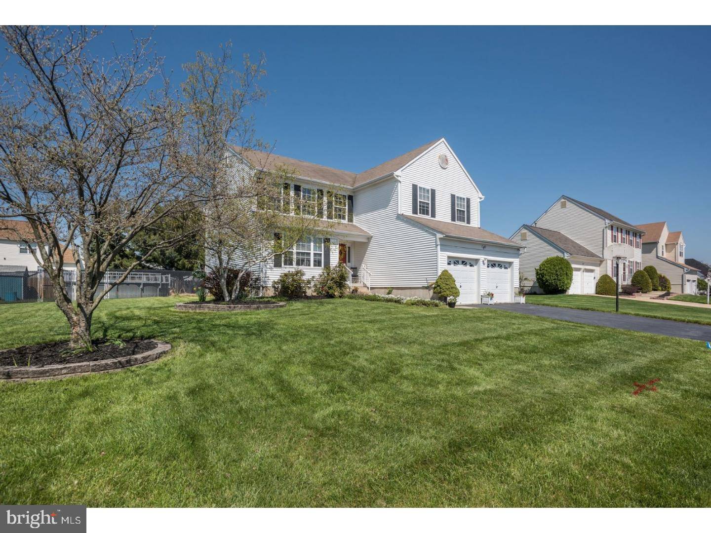 Burlington Township, NJ 08016,8 IVY LN