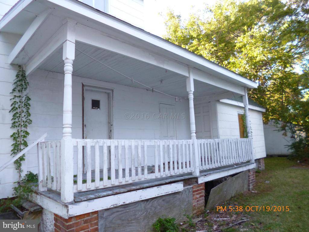 Crisfield, MD 21817,304 PINE ST