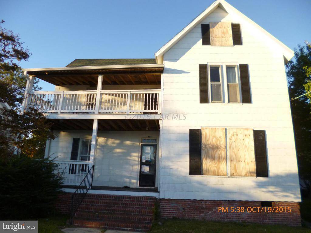 Crisfield, MD 21817,304 PINE ST