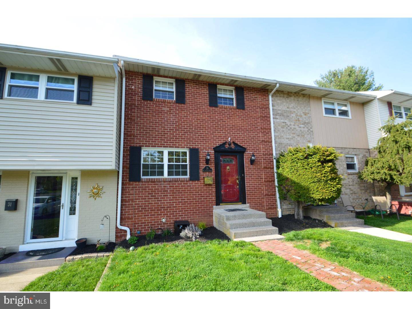 Macungie, PA 18062,29 W CHESTNUT ST