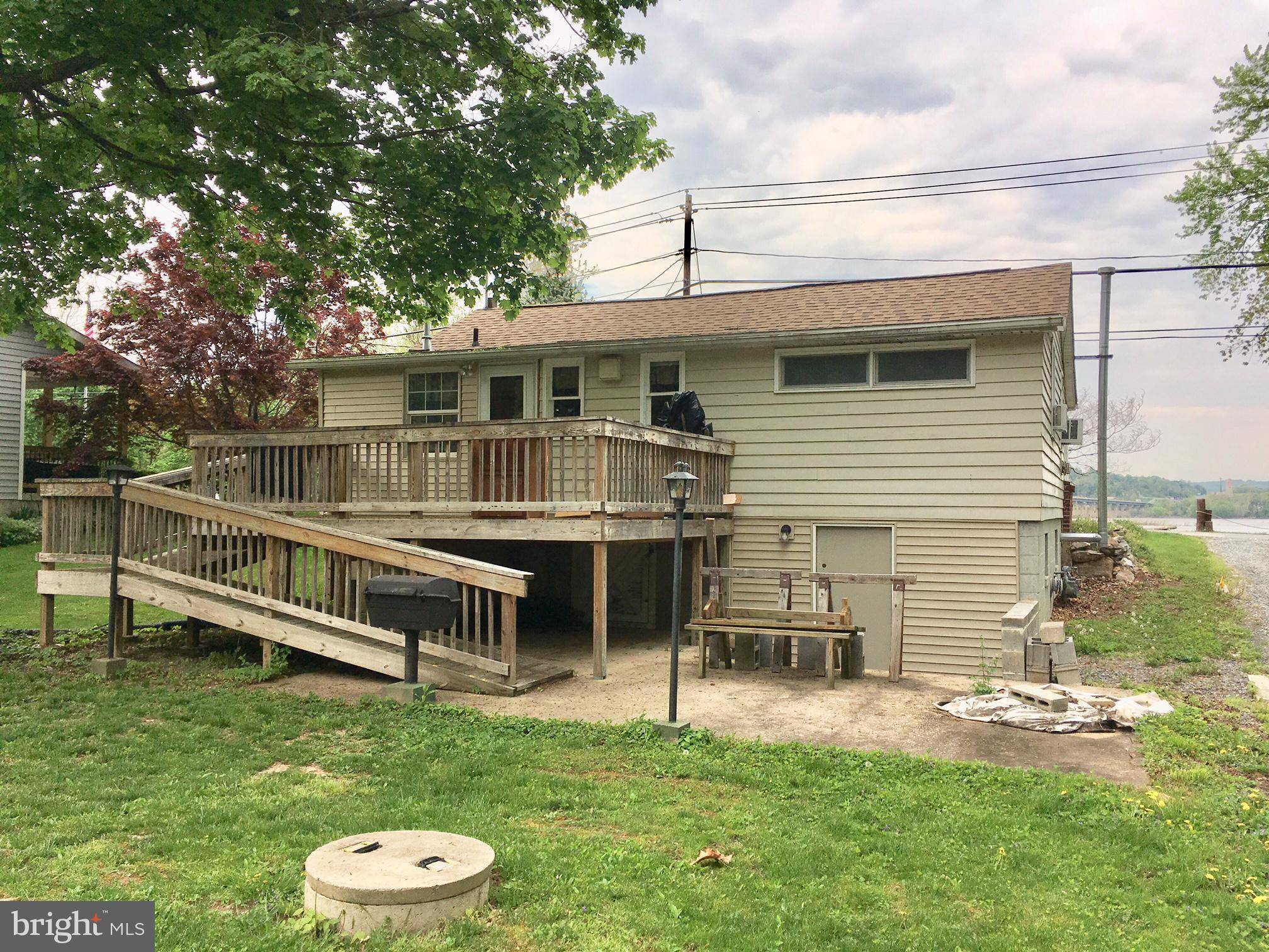 Wrightsville, PA 17368,573 N FRONT ST