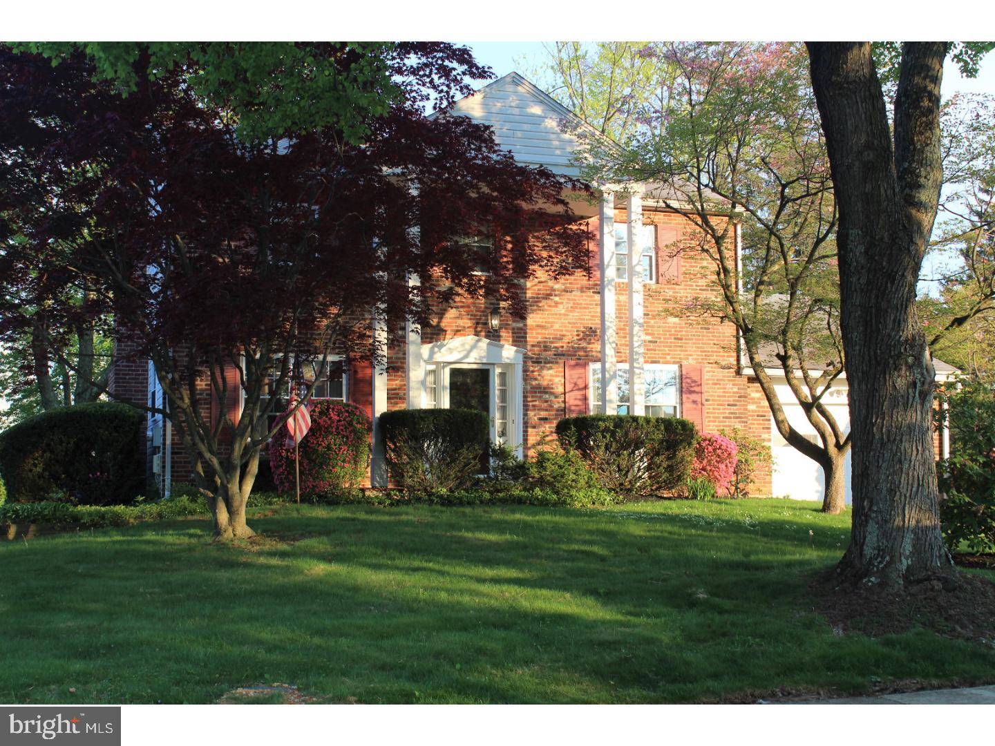 Broomall, PA 19008,685 BARCLAY LN