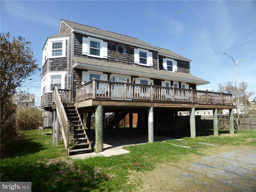 Dewey Beach, DE 19971,38769 BAYBERRY LN