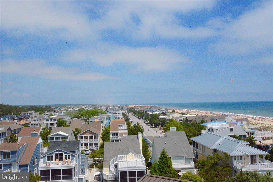 Bethany Beach, DE 19930,606 ANNAPOLIS HOUSE