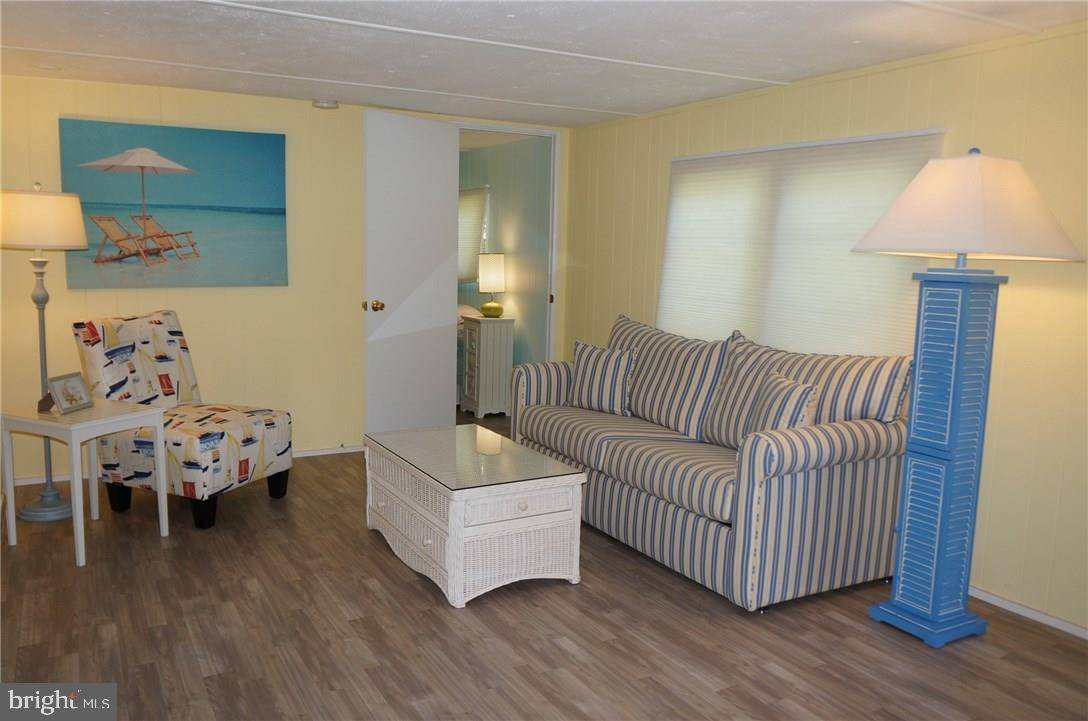 Ocean View, DE 19970,37644 PINE ST