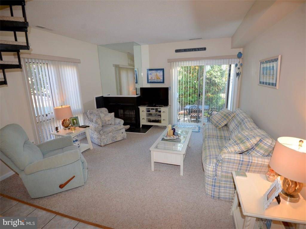 Bethany Beach, DE 19930,33301 LAGOONA DR #8