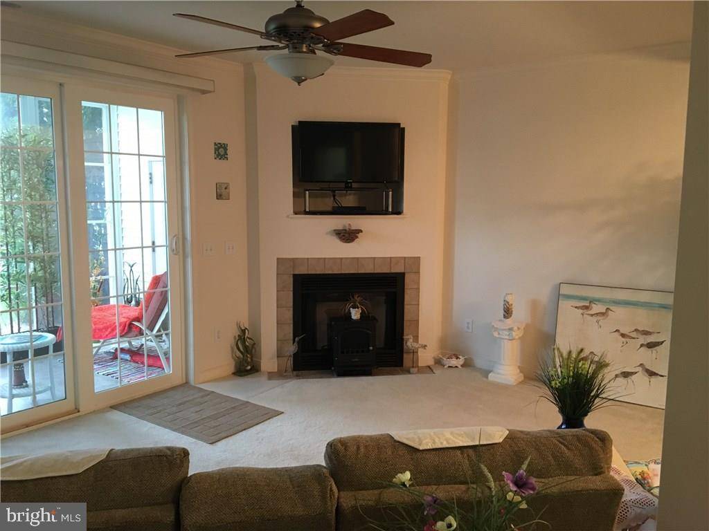 Ocean View, DE 19970,30611 CEDAR NECK RD #2106