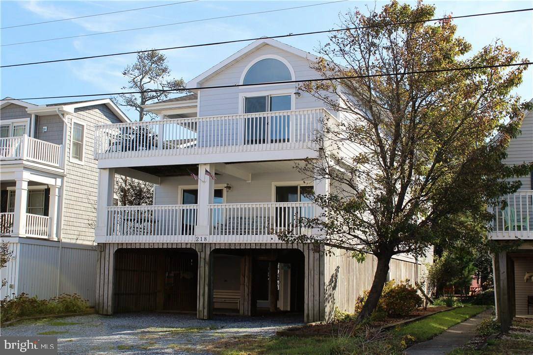 Bethany Beach, DE 19930,218 HOLLYWOOD ST