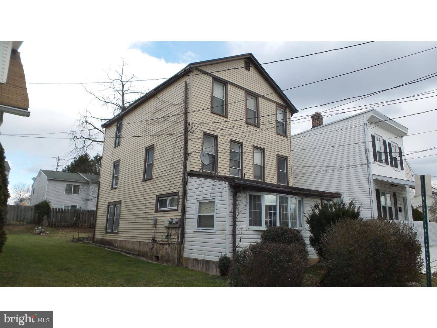 Morton, PA 19070,37 HARDING AVE