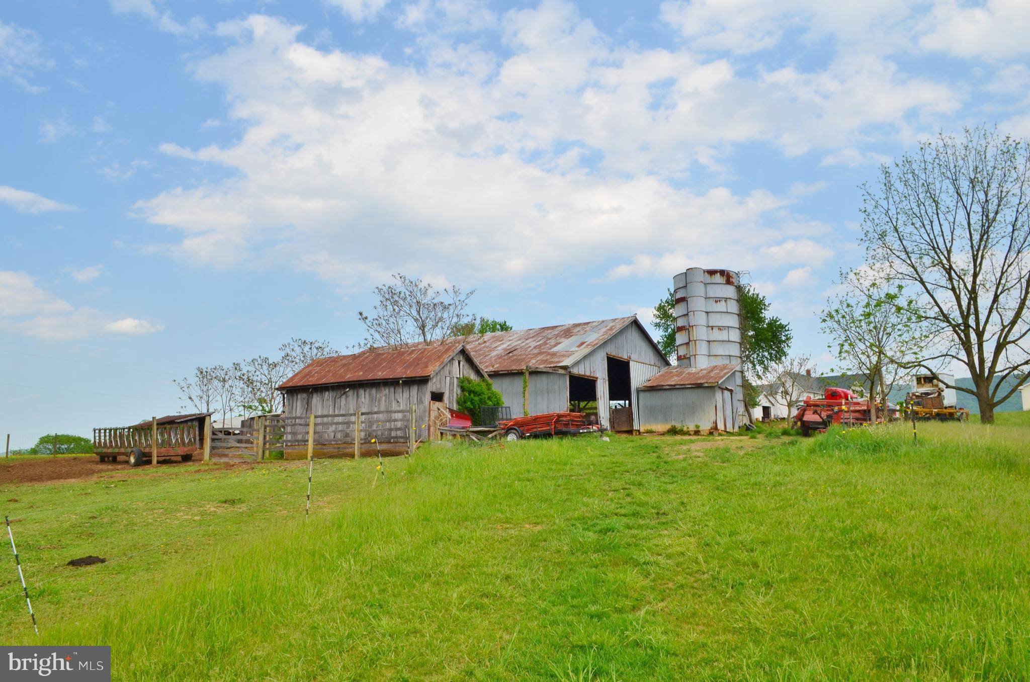 Edinburg, VA 22824,16753 OLD VALLEY PIKE