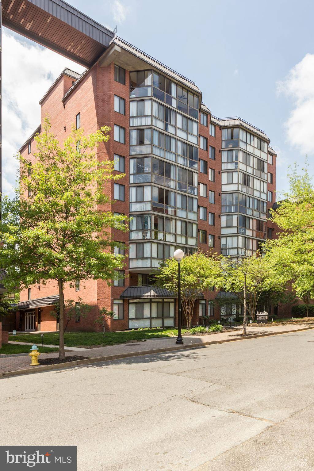 Arlington, VA 22201,1024 UTAH ST #913