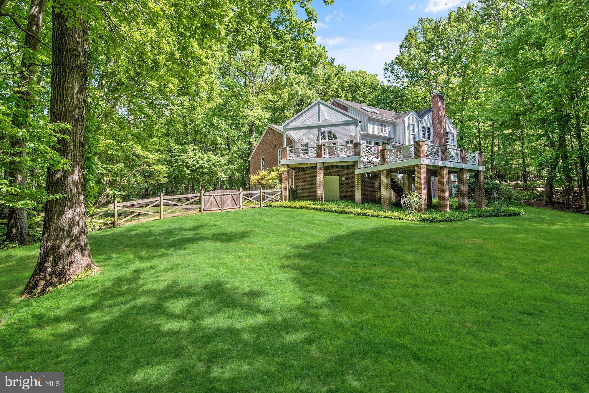 Potomac, MD 20854,7008 LOCH EDIN CT