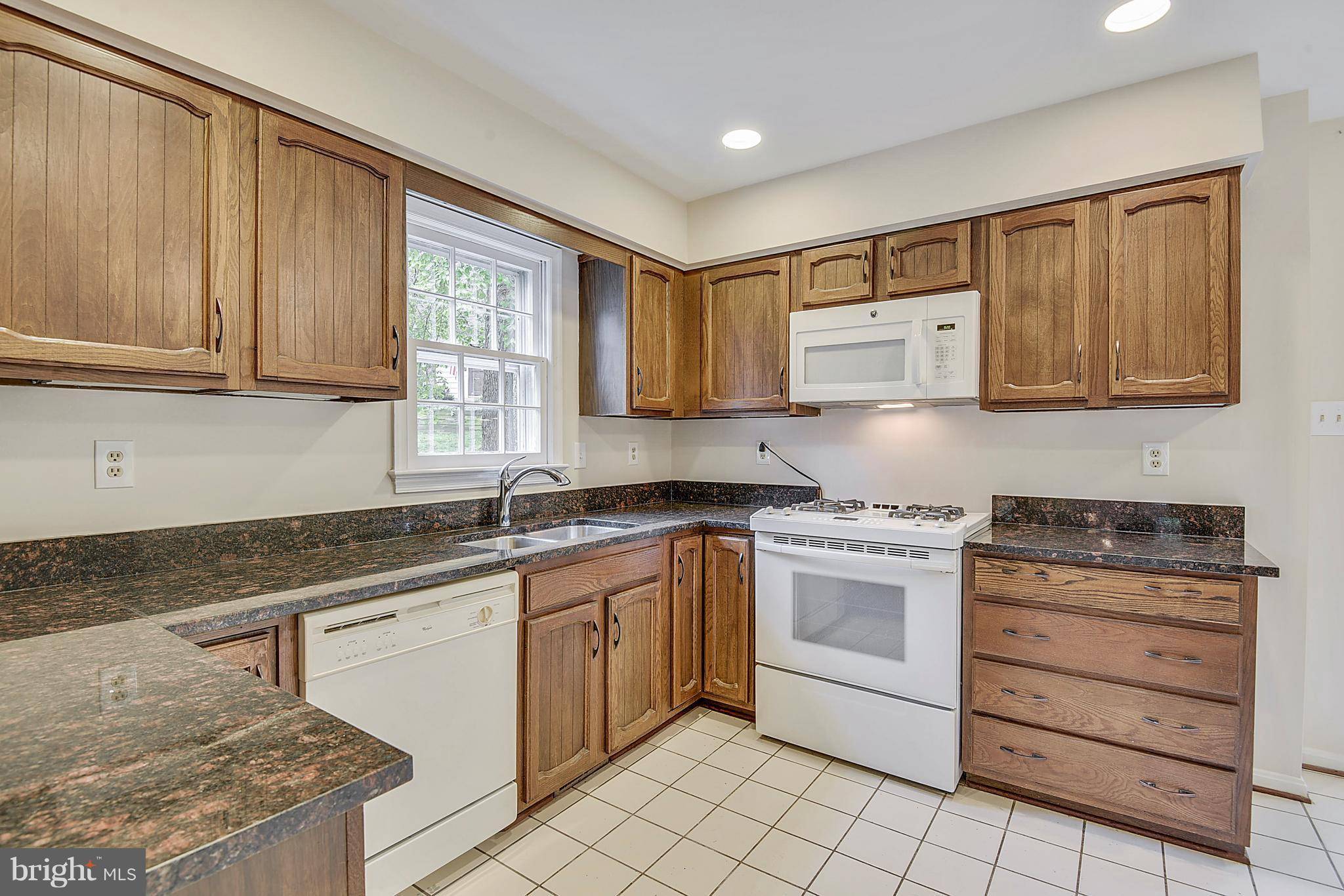 Oakton, VA 22124,3113 MILLER HEIGHTS RD