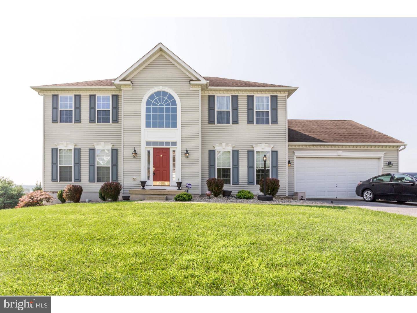 Kinzers, PA 17535,5308 COUNTRYSIDE DR