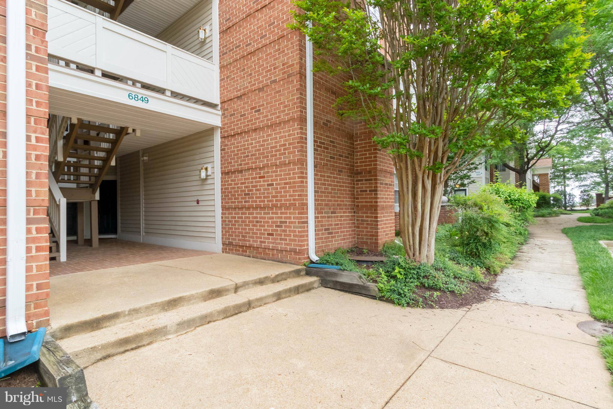 Alexandria, VA 22315,6849 BRINDLE HEATH WAY #154