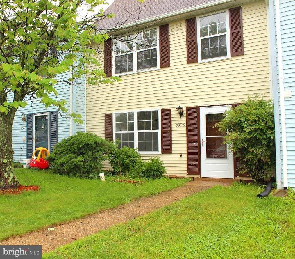 Manassas Park, VA 20111,8629 REINECKE CT