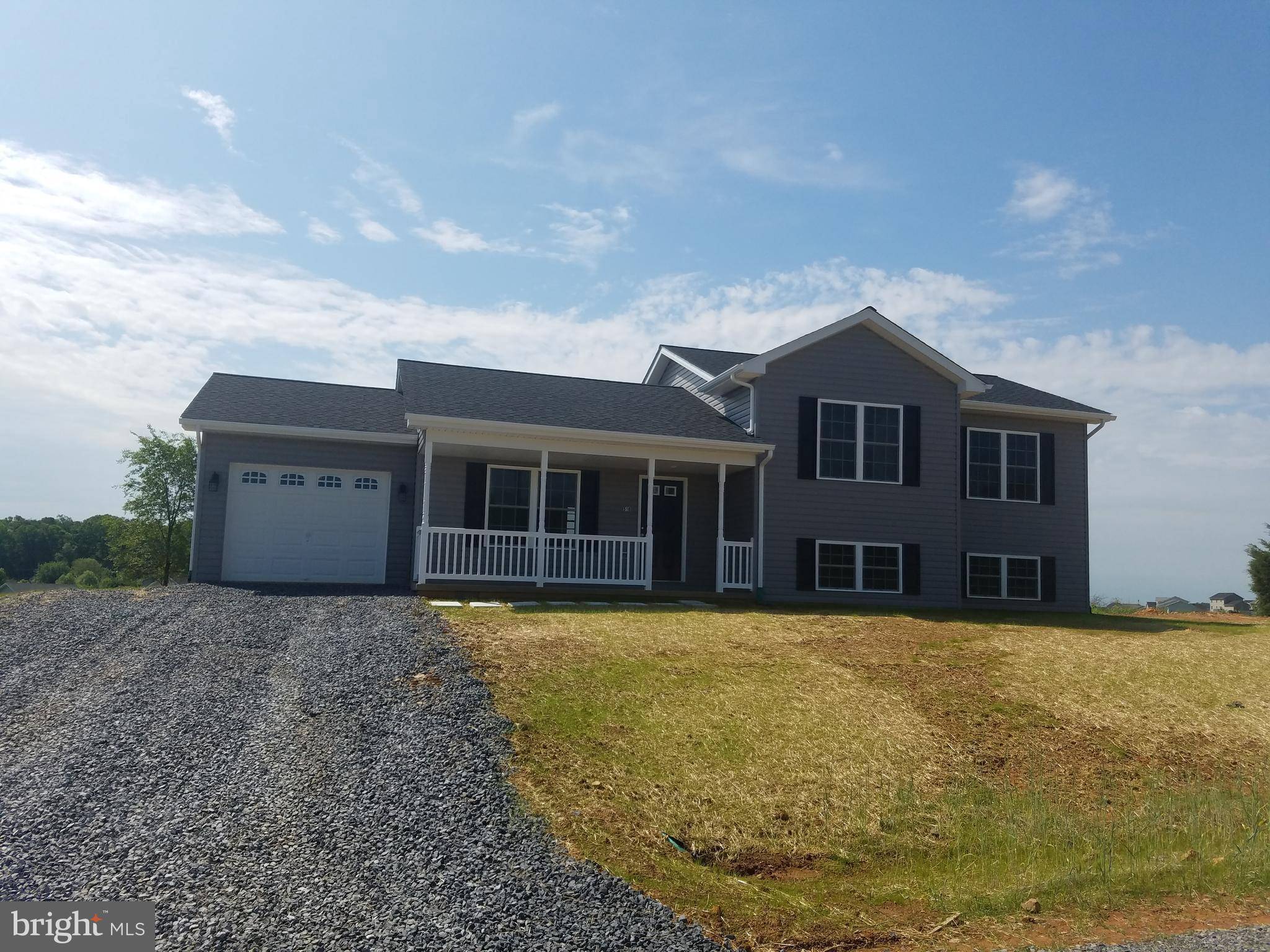 Martinsburg, WV 25403,510 SPYGLASS DRIVE