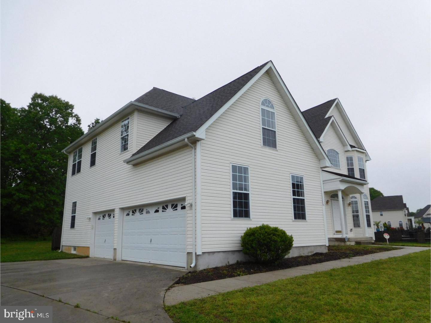 Williamstown, NJ 08094,1008 CEZANNE CT