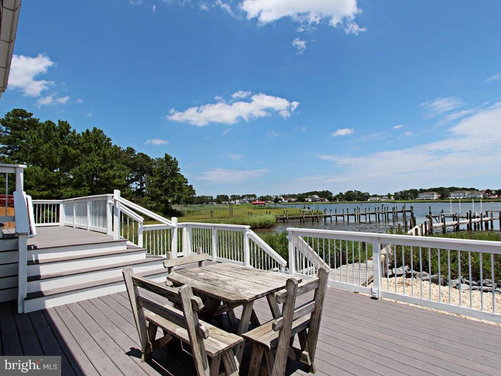 Ocean View, DE 19970,37753 LAGOON LN