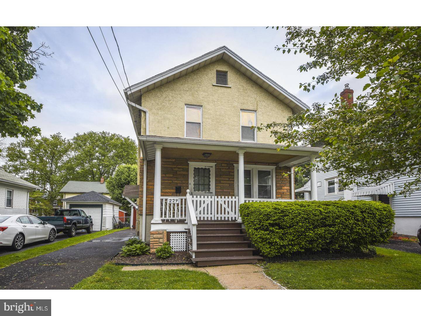 Glenside, PA 19038,229 E GLENSIDE AVE