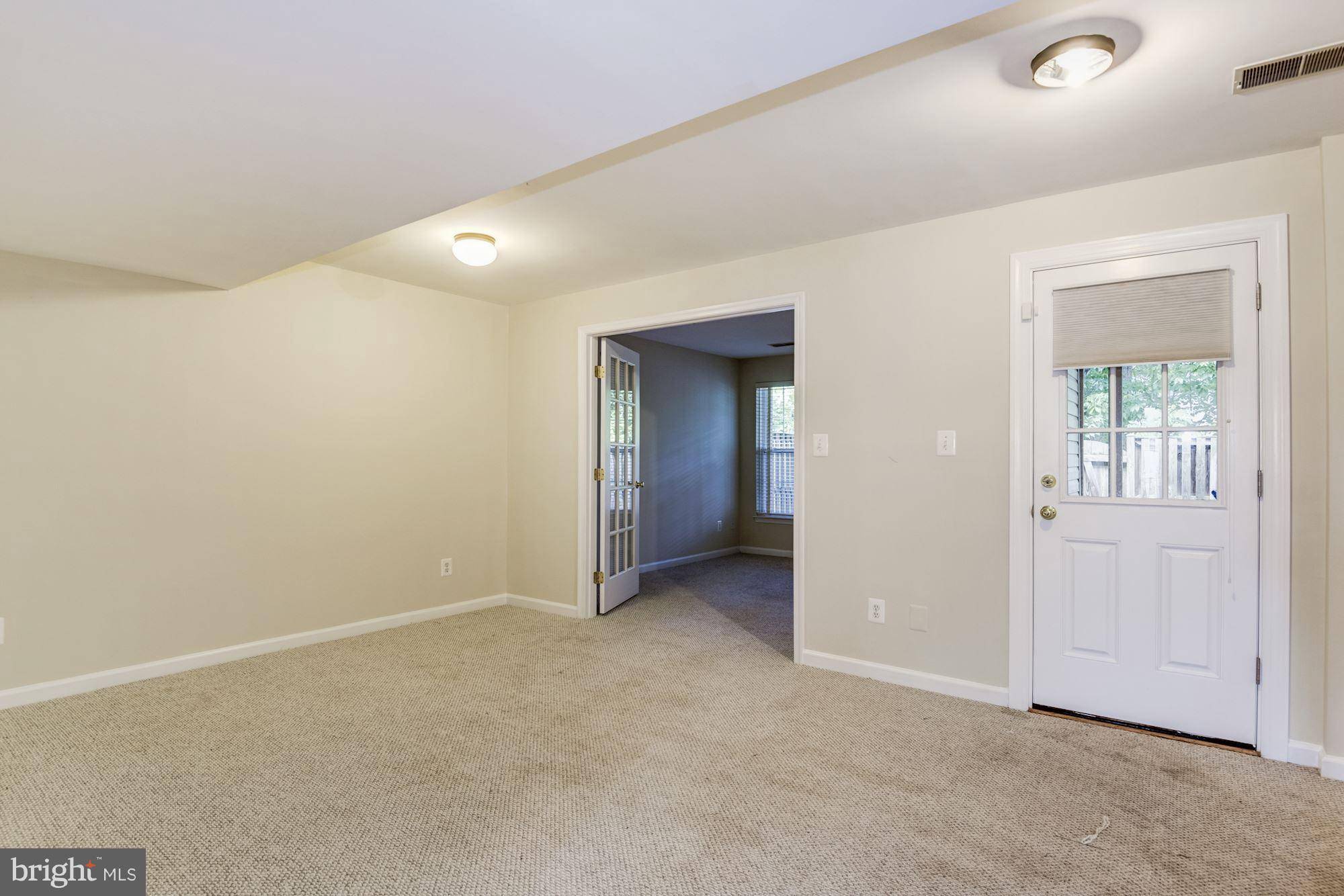 Centreville, VA 20121,14122 DARKWOOD CIR