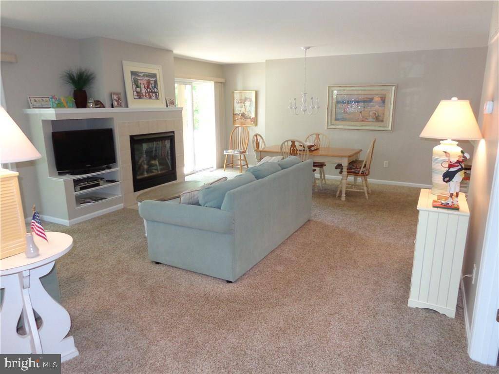 Bethany Beach, DE 19930,56048 PINEWOOD DR #(39057)