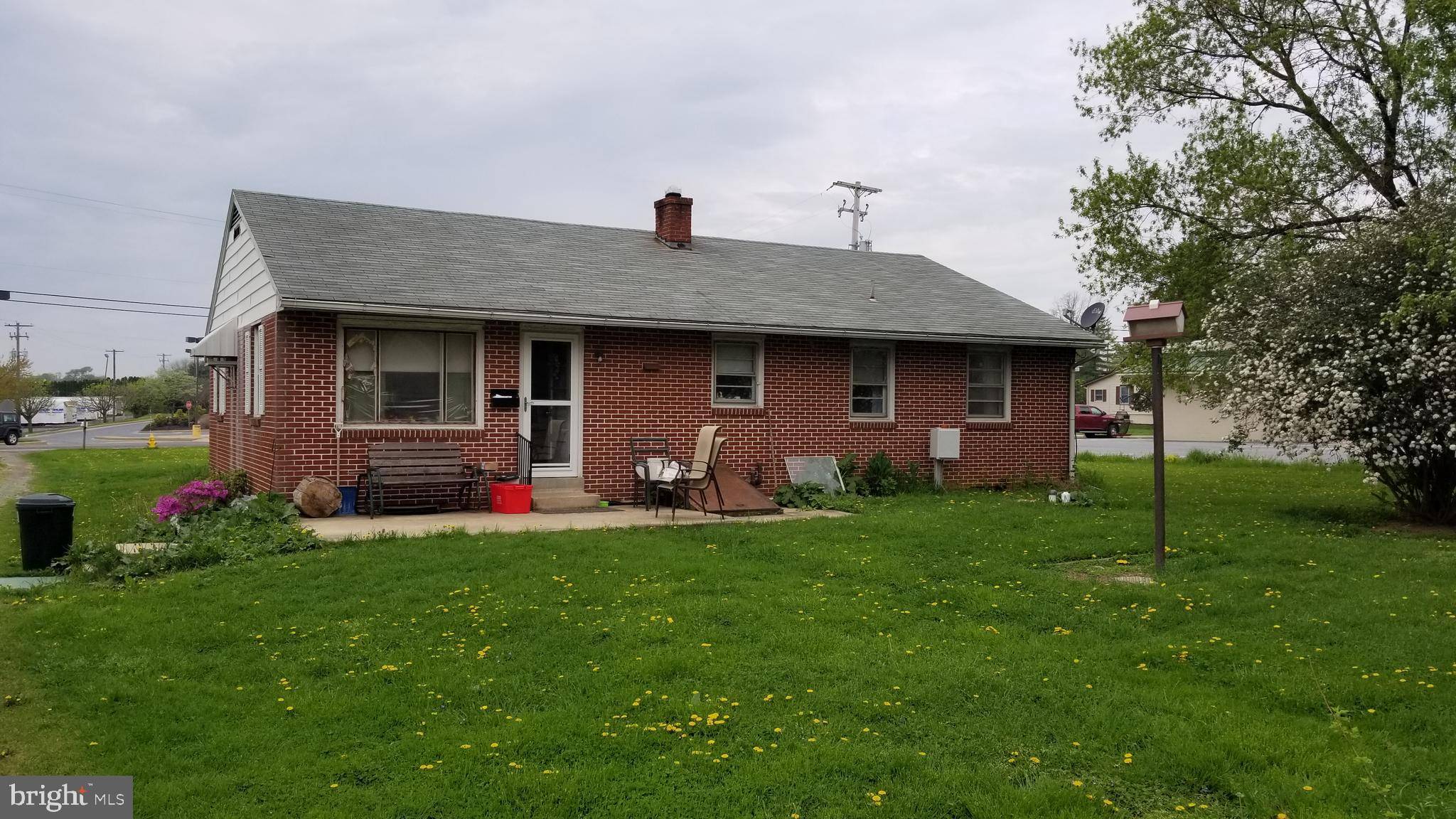 Leola, PA 17540,19 NEWPORT RD