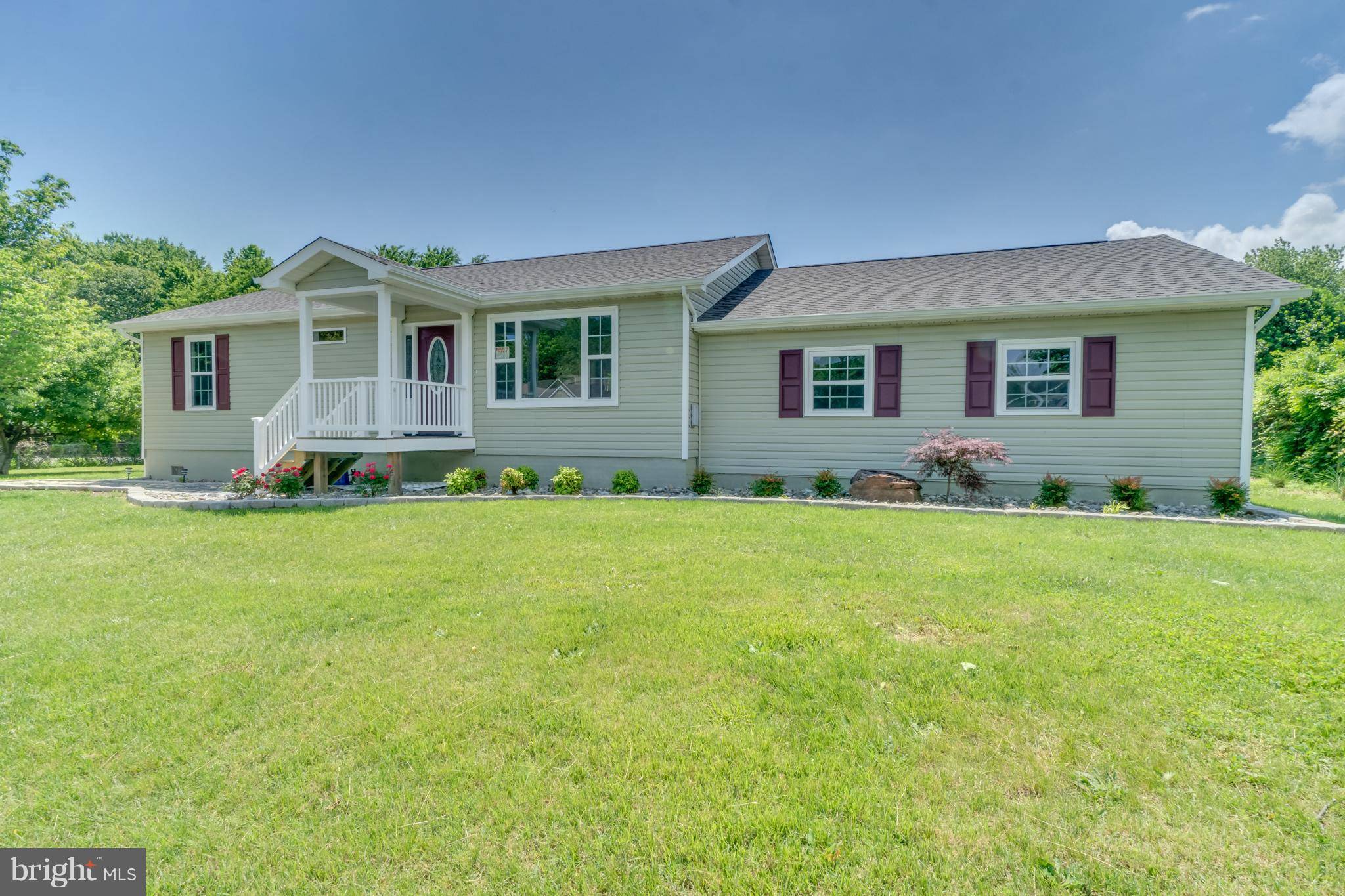 Colonial Beach, VA 22443,300 MEADOW AVE