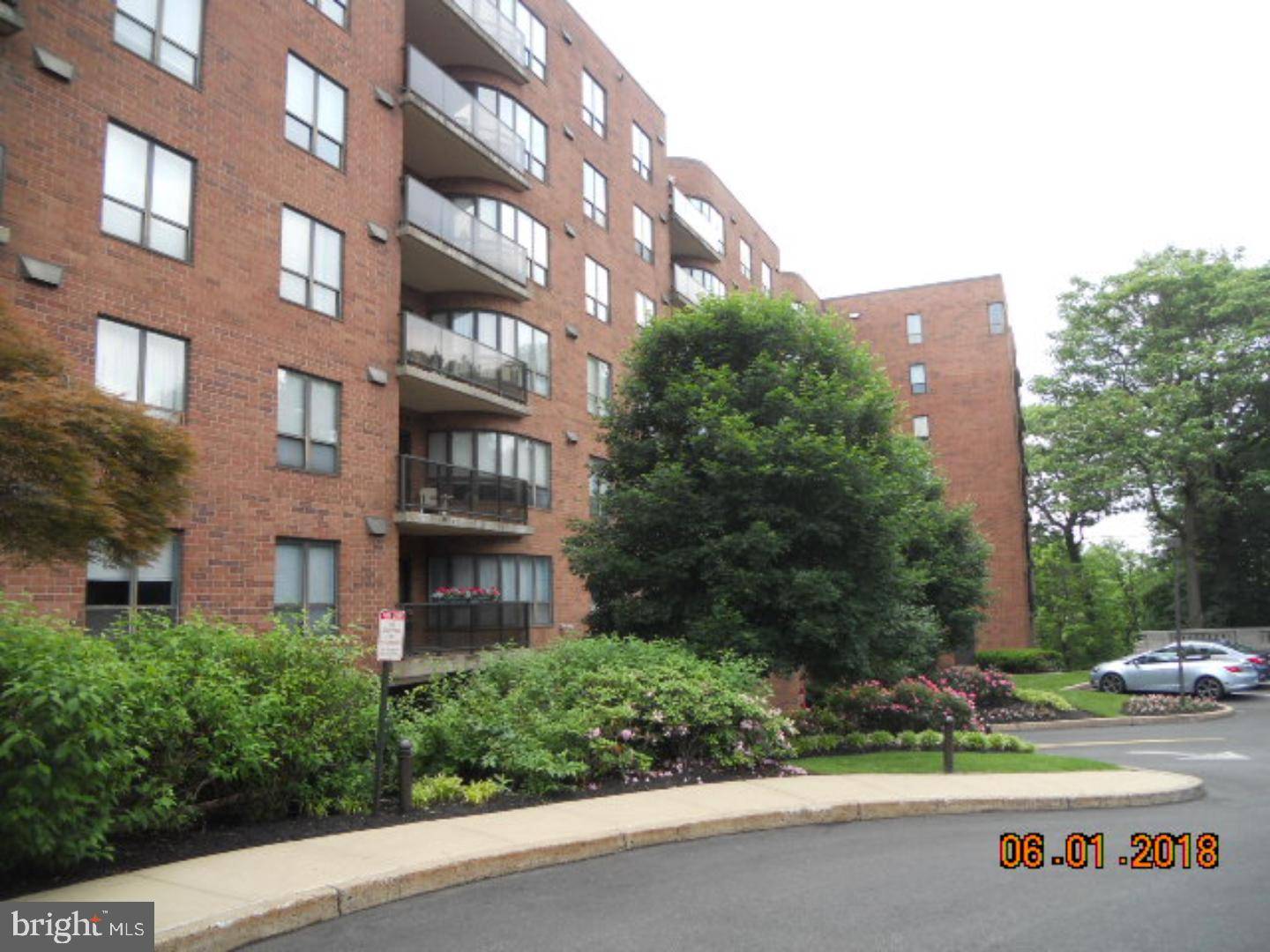 Elkins Park, PA 19027,100 BREYER DR #2C