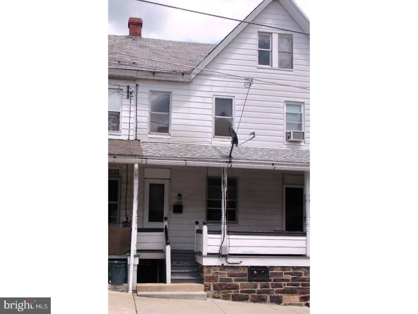 Lehighton, PA 18235,313 S 1ST ST