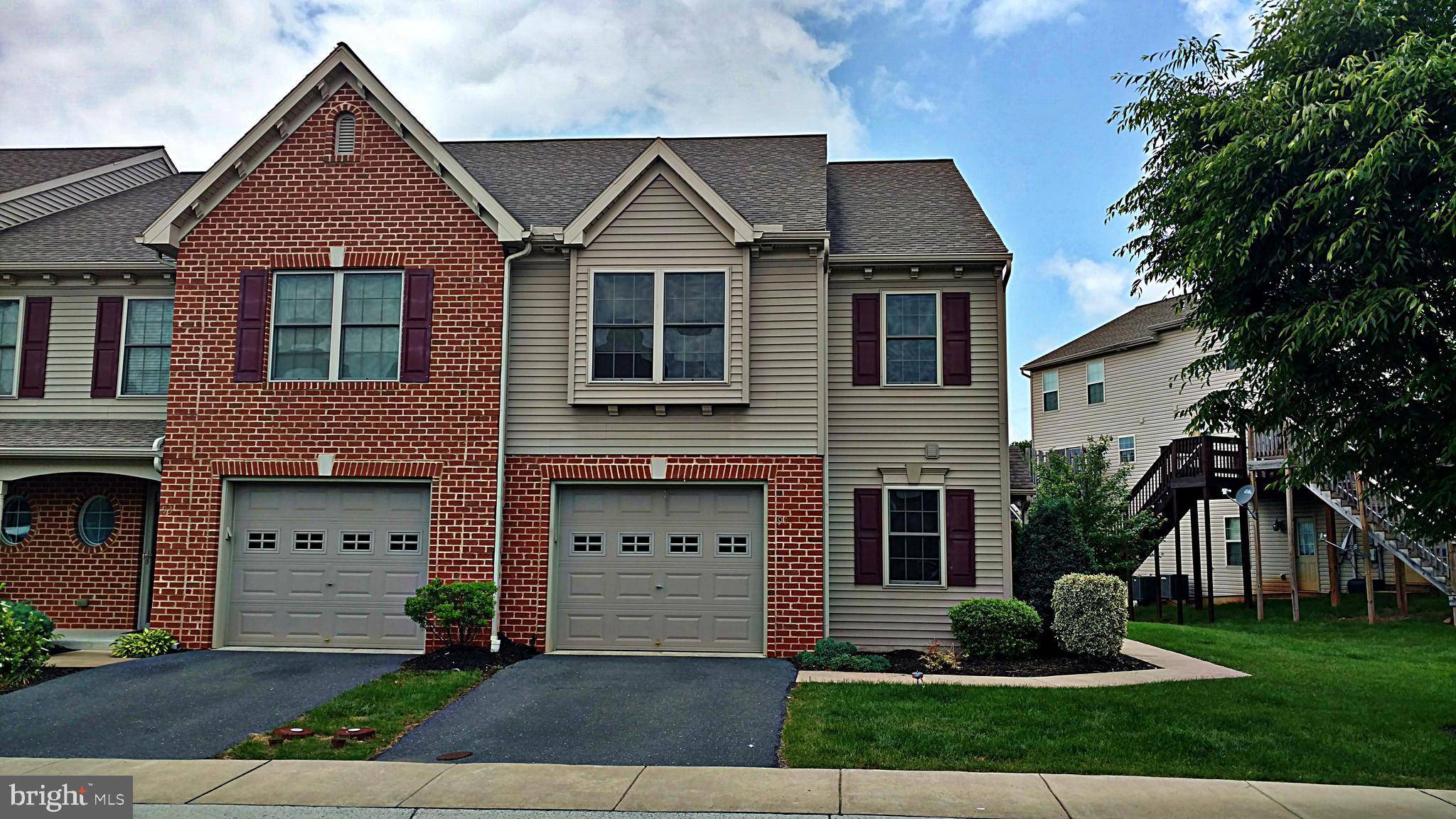 Mechanicsburg, PA 17050,91 STONECREST LN