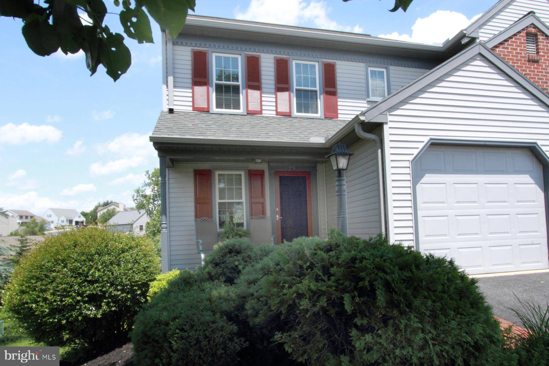 Ephrata, PA 17522,276 SAND CT