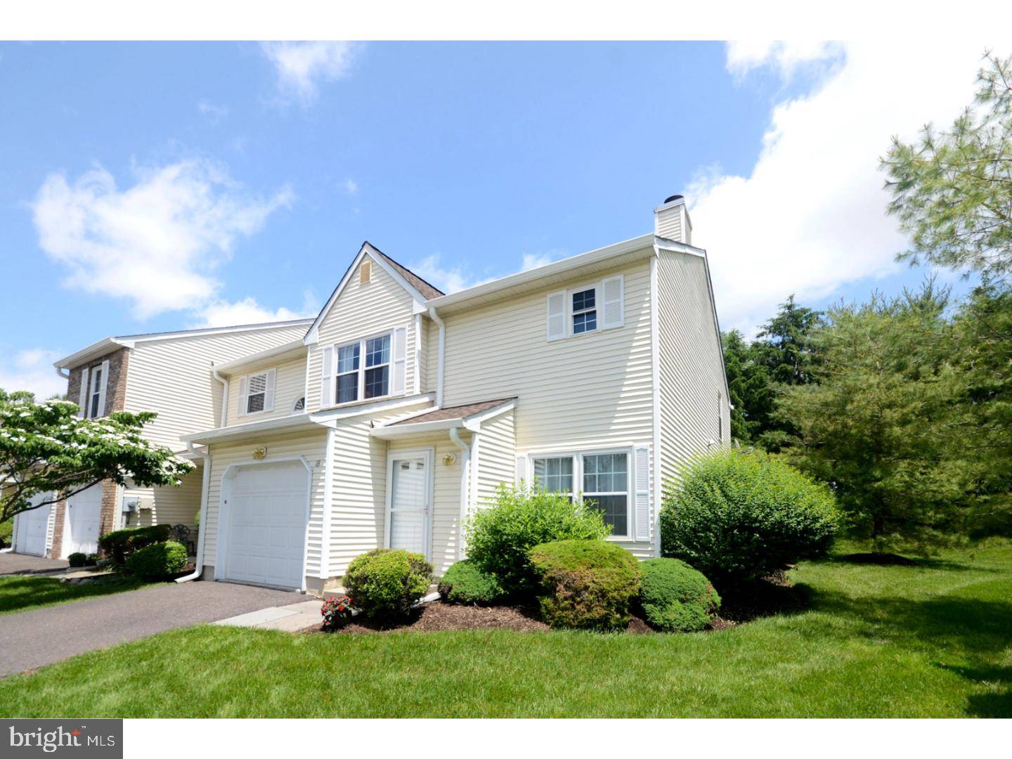 Ewing, NJ 08628,18 PILGRIM CT