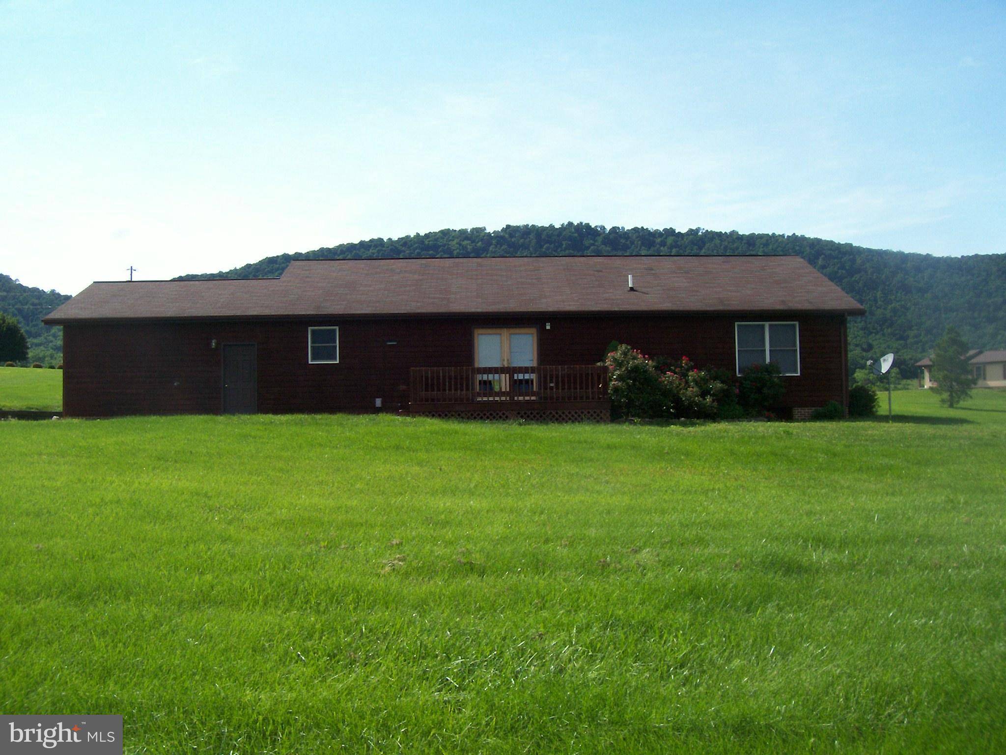 Maysville, WV 26833,188 TWIN OAKS DR