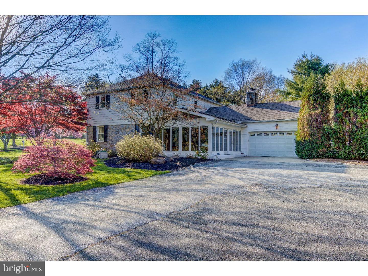 Newtown Square, PA 19073,869 HUNT RD