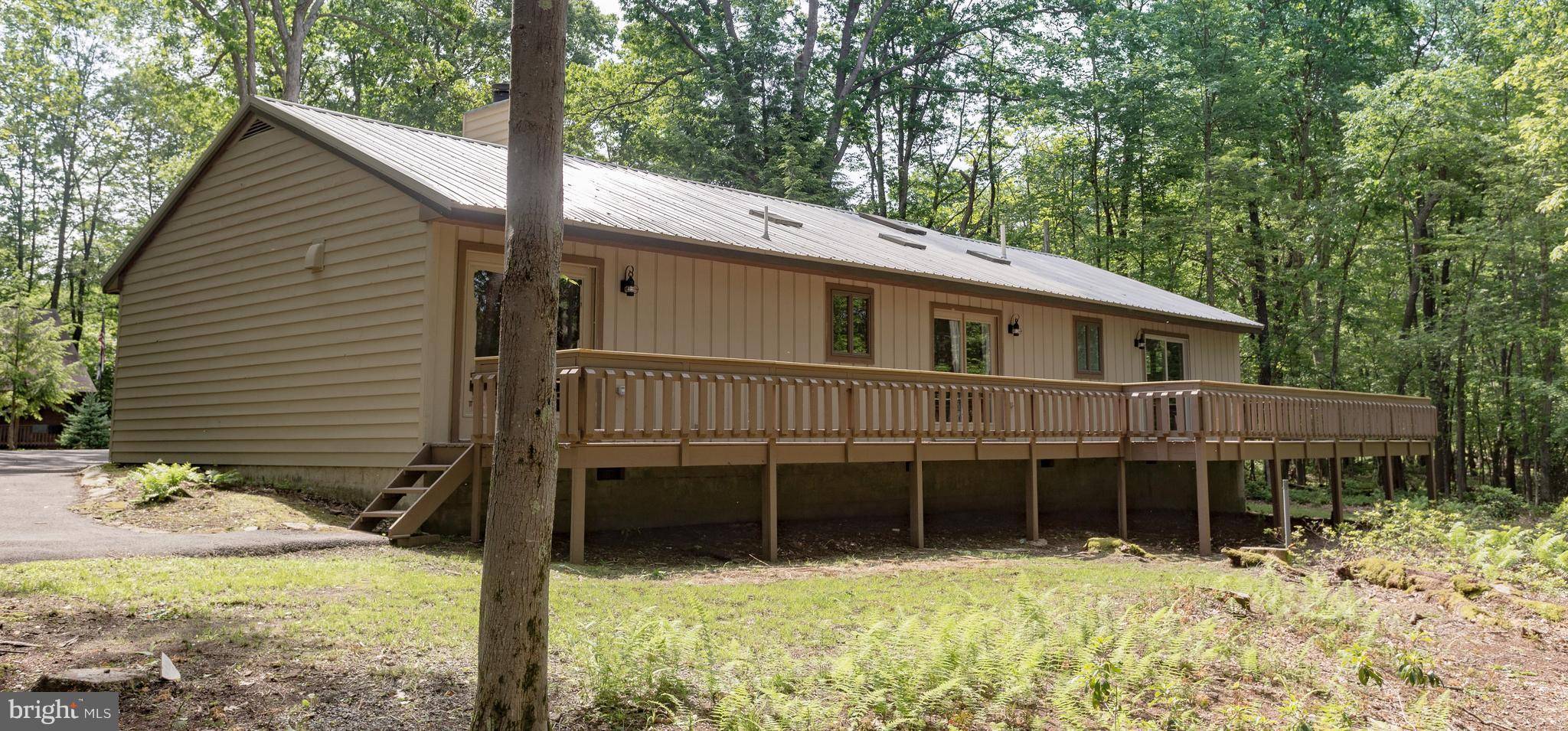 Terra Alta, WV 26764,488 LAUREL CIR