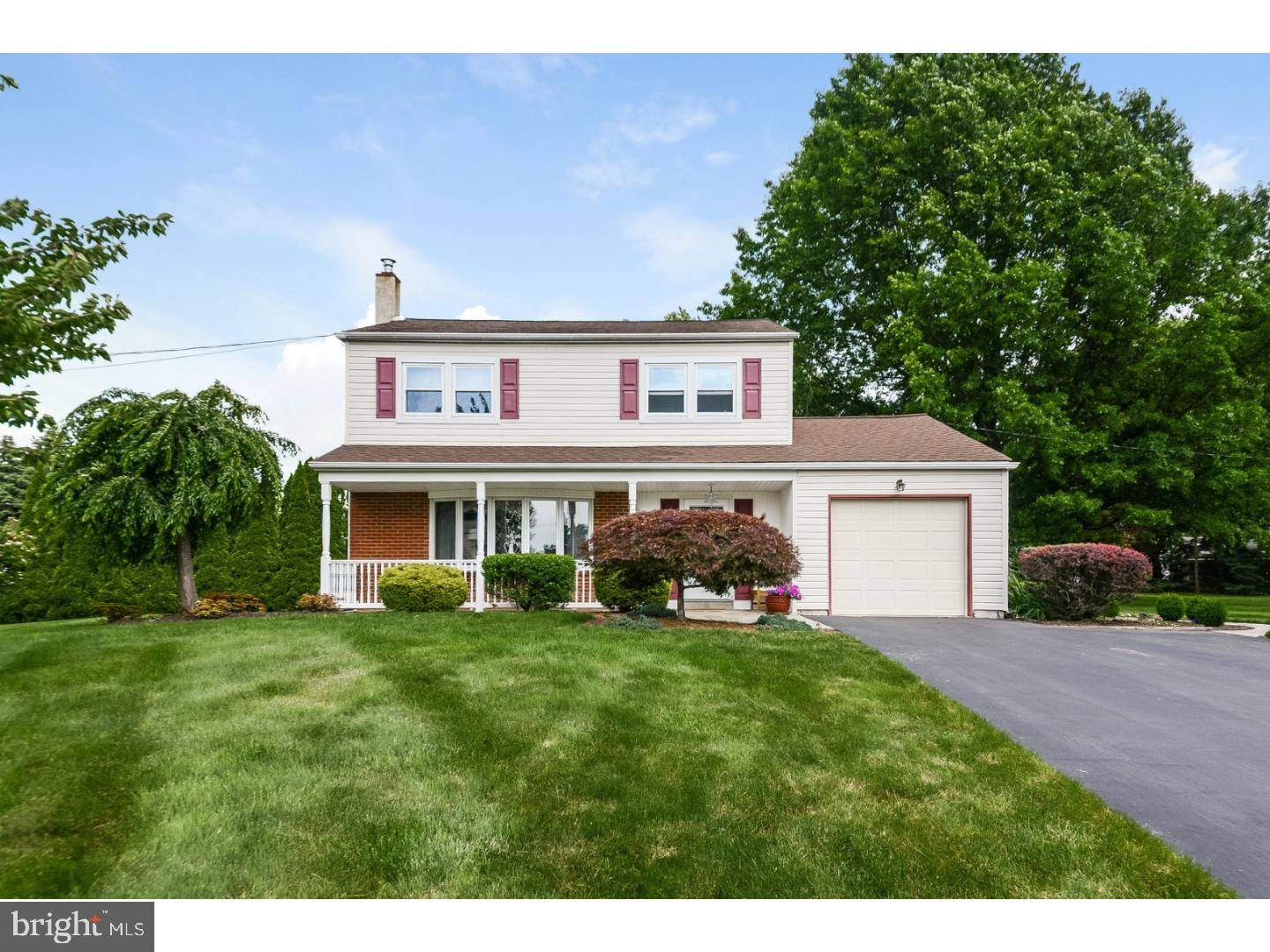 Warminster, PA 18974,553 FISHER LN