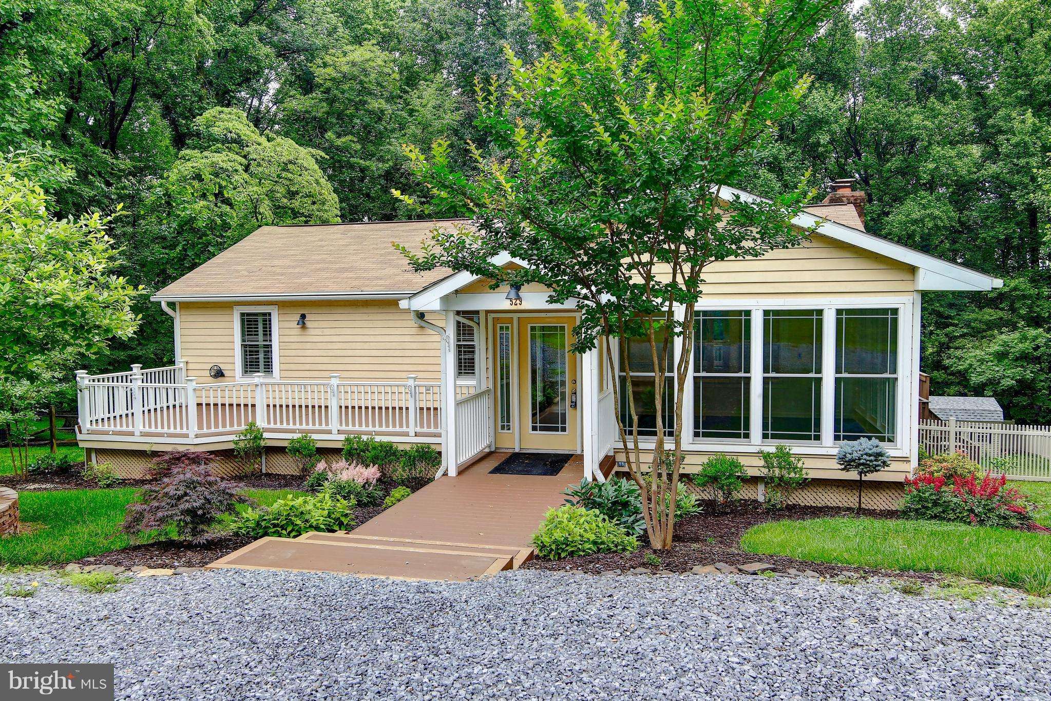 Harpers Ferry, WV 25425,529 LONG LEAF LN