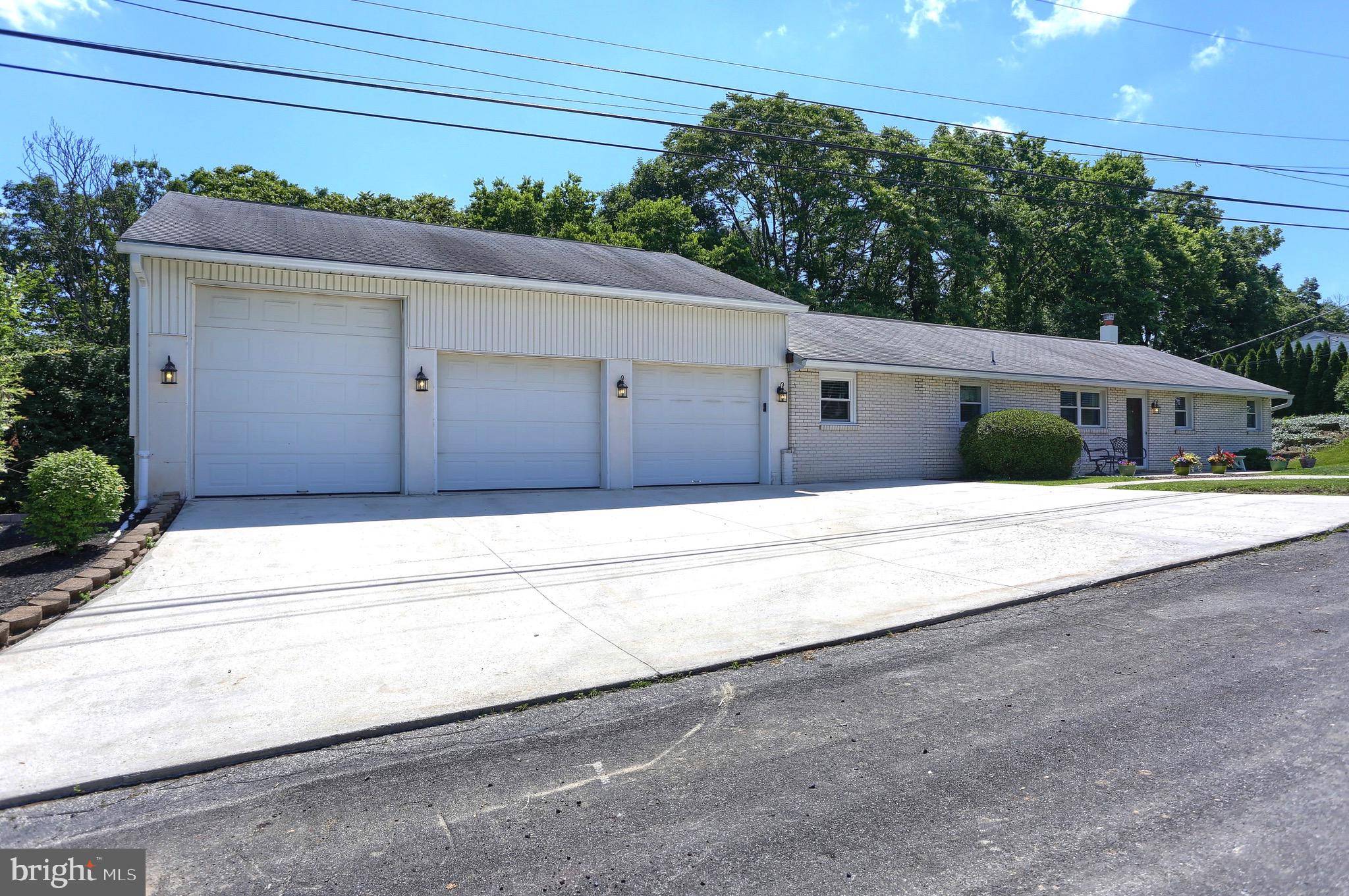 Hummelstown, PA 17036,22 ARWIN DR