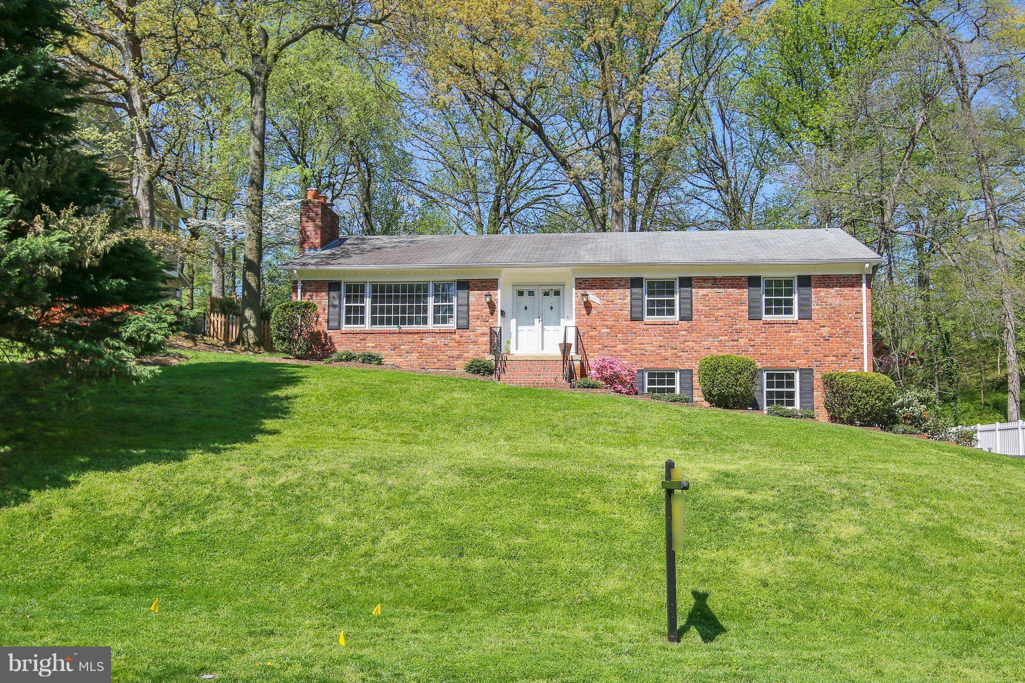 Mclean, VA 22101,1532 FOREST VILLA LN